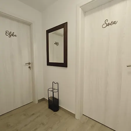 Sobe - Ninin Ostanak kod kuće Deskle