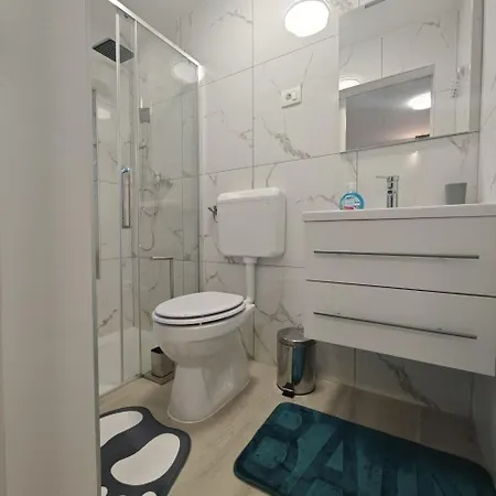Sobe - Ninin Ostanak kod kuće Deskle
